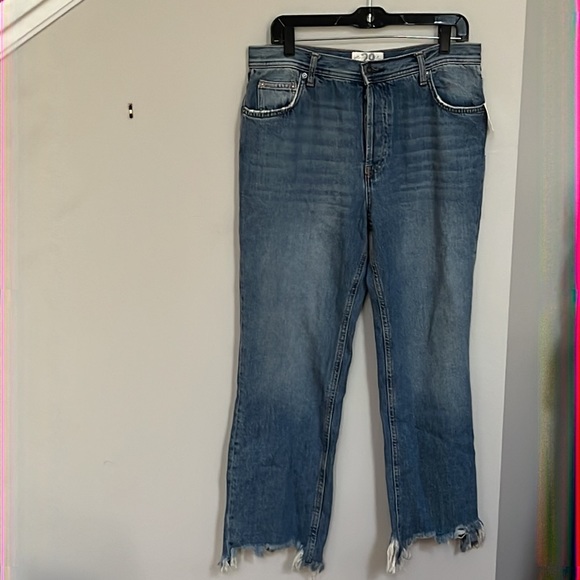 We the Free Maggie Ripped Crop Straight Leg Jeans - Picture 4 of 12